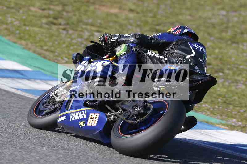 /Archiv-2024/02 29.01.-02.02.2024 Moto Center Thun Jerez/Gruppe rot-red/backside